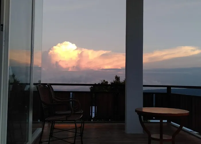 Atres Sari Hotel
