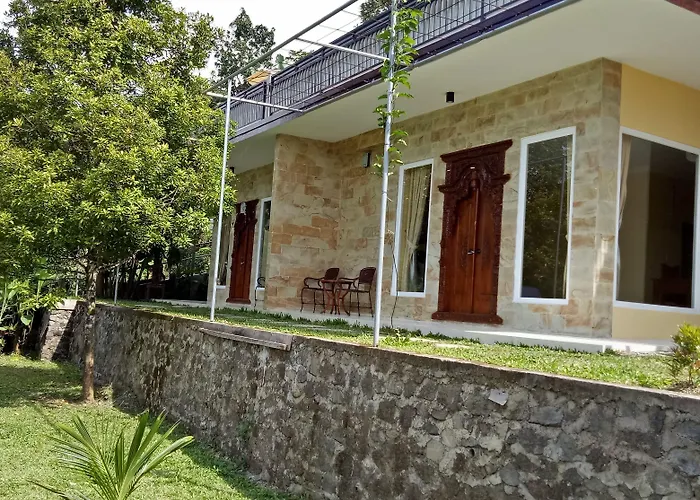 Atres Sari Hotel