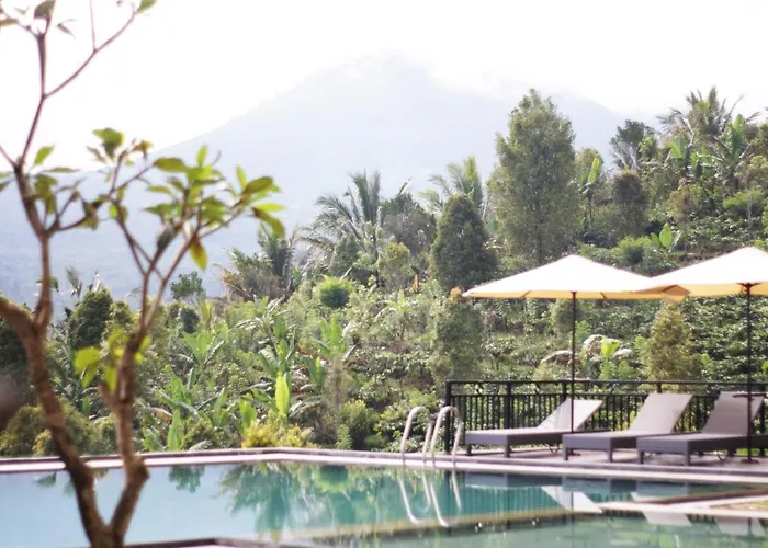 Hotel Atres Sari 3*