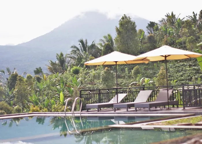 Atres Sari 3* Munduk