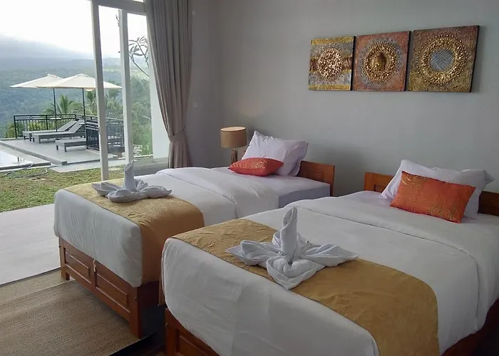 Atres Sari Hotel Munduk