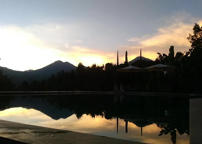 Hotel Atres Sari Munduk