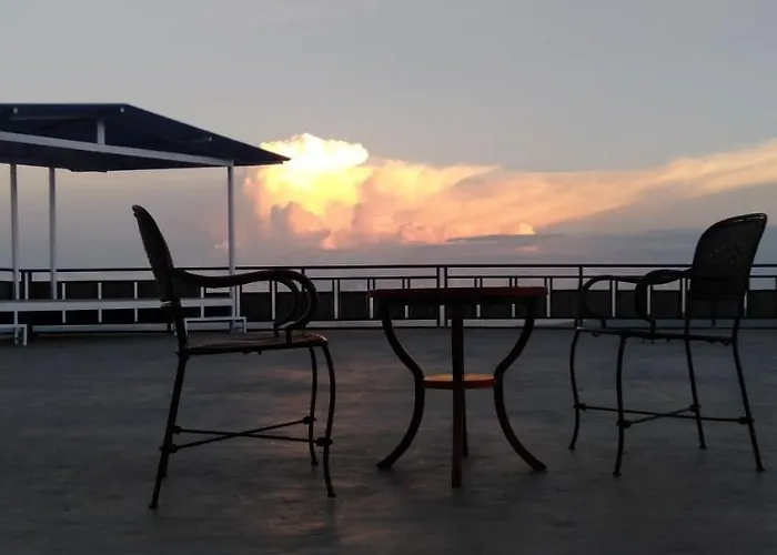 Atres Sari Hotel Munduk