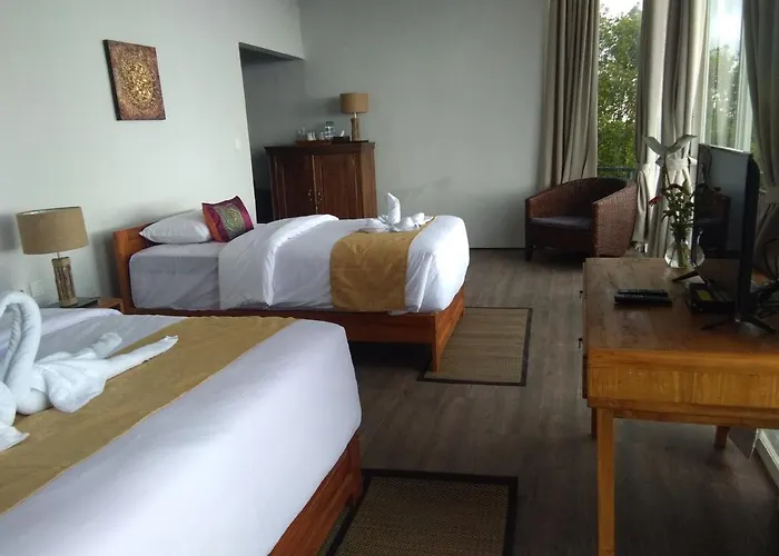 Hotel Atres Sari 3*